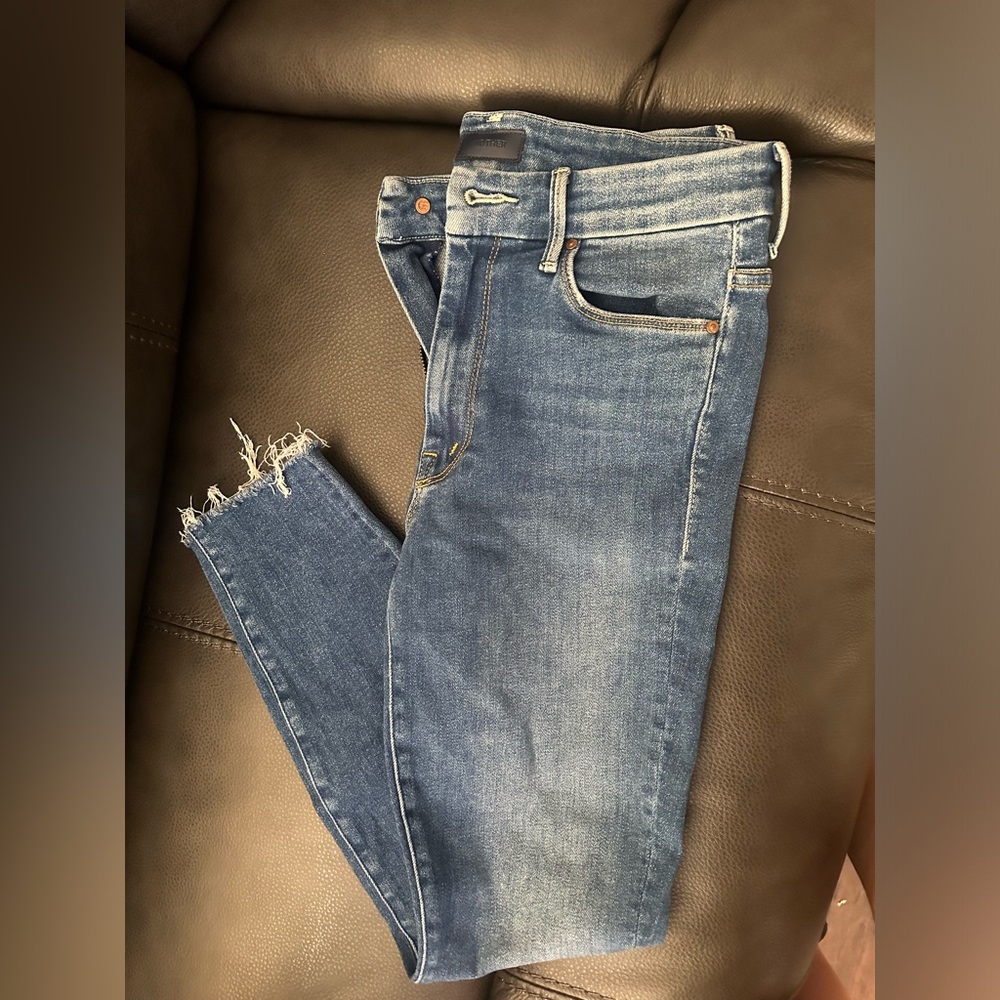 MOTHER JEANS good condition.